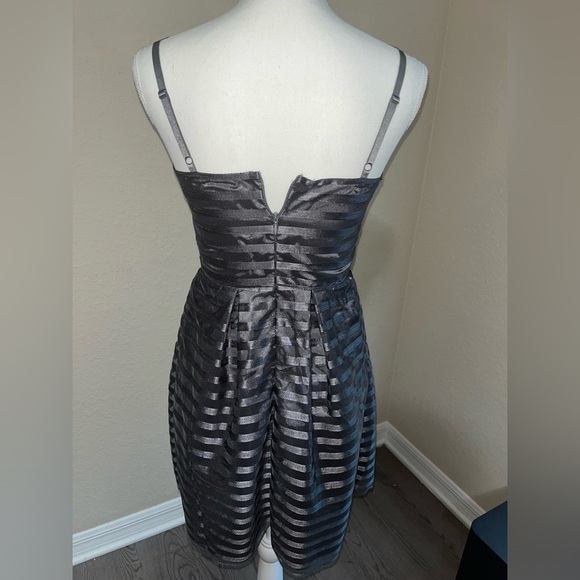 NWT! The Limited ‘Event’ Ribbon Striped Cocktail Dress 🌸 - Picture 5 of 11